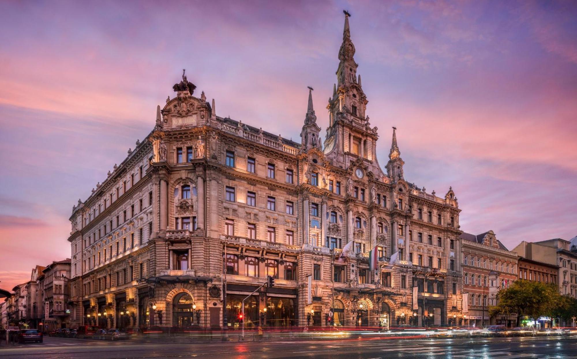 Modern Newly-Built Home By The New York Cafe Budapest Kültér fotó